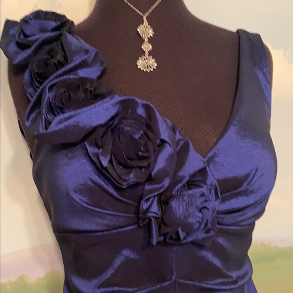 COPY - Xscape by Joanna Chen blue metallic dress - Picture 4 of 12